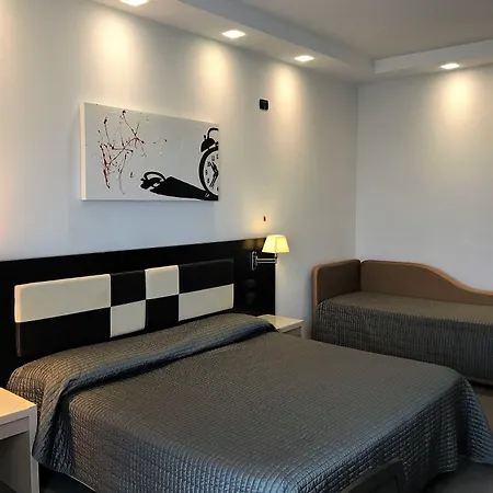 Visagi Hotel 3*