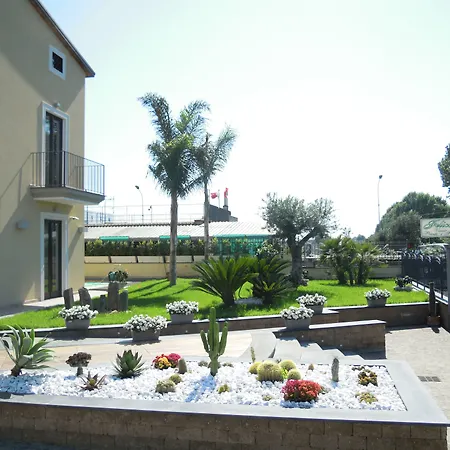 Hotel Visagi Pompeï