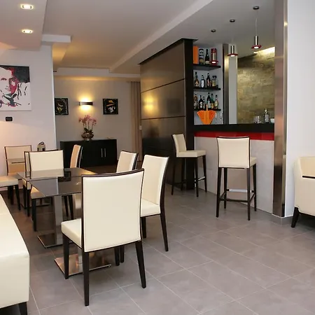 Visagi Hotel
