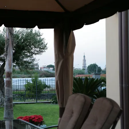 Hotel Visagi Pompeia