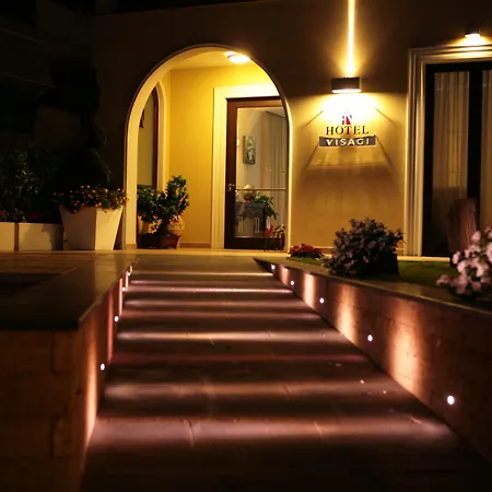 Hotel Visagi Pompeia
