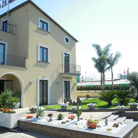 Visagi Hotel