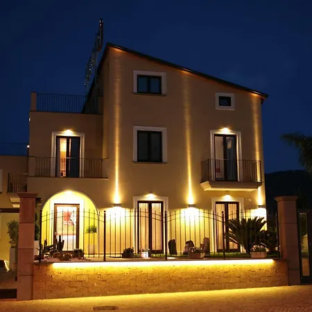 Hotel Visagi Pompei
